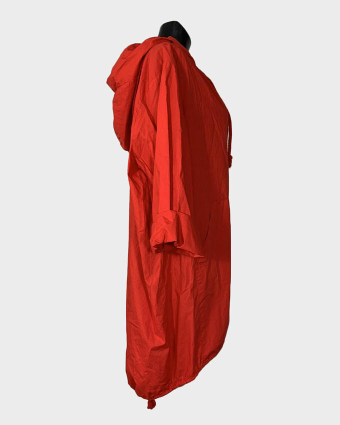 000029-10-21-beob-DFItaly-jacke-rot-02